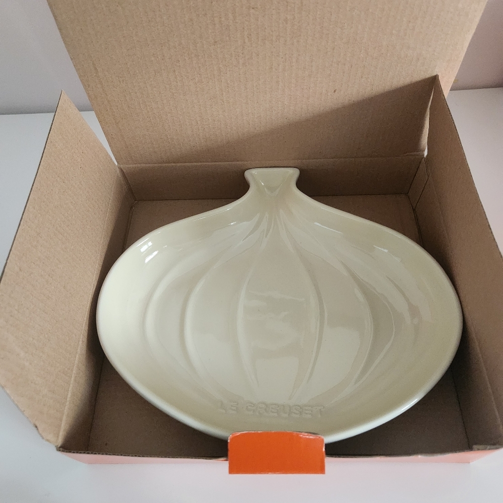 Le creuset Onion dish - Picture 2 of 3